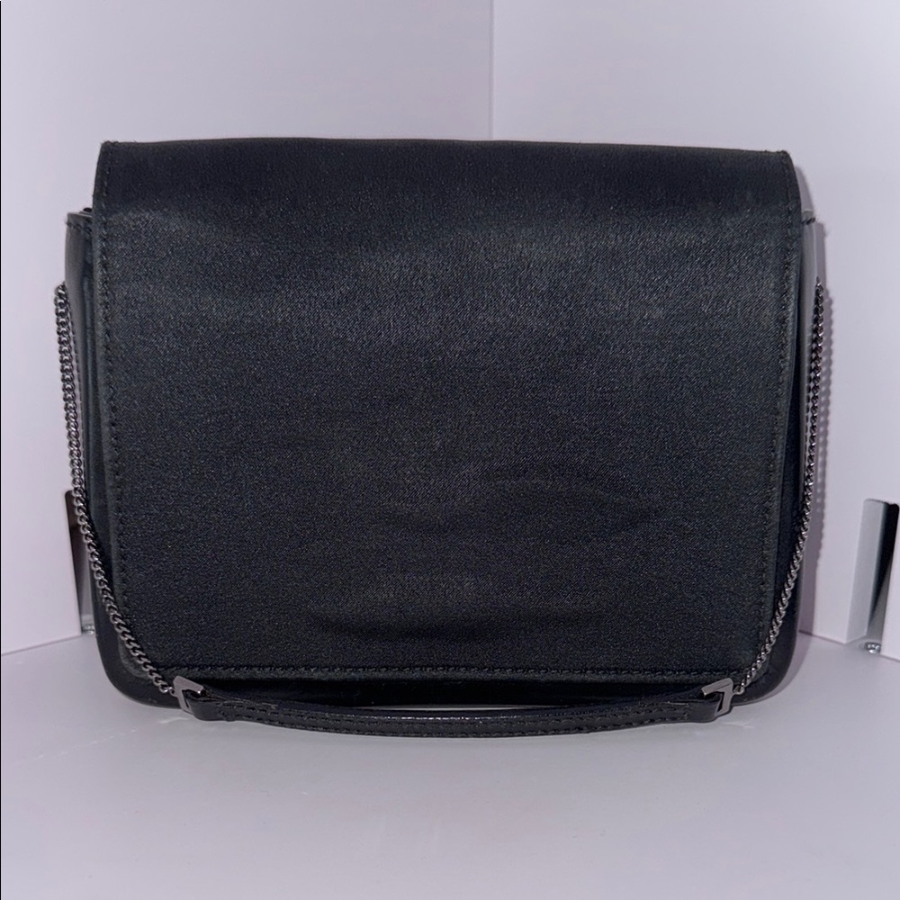 Gucci Authentic Mini Purse- 6 1/2”W 4 1/2”H 2”D